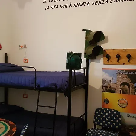 بيت شباب La Stazione