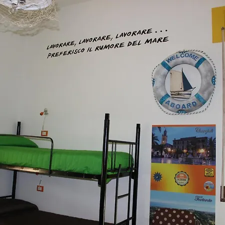 La Stazione بيت شباب ألبا أدرياتيكا