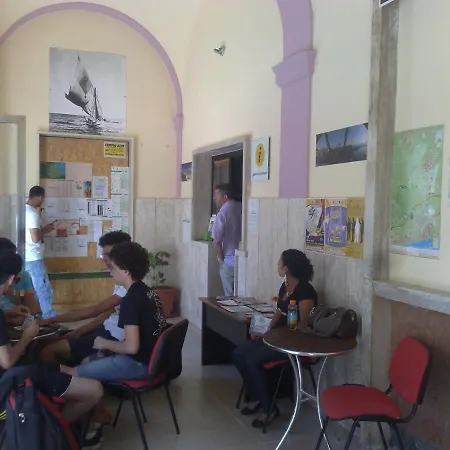 La Stazione ألبا أدرياتيكا